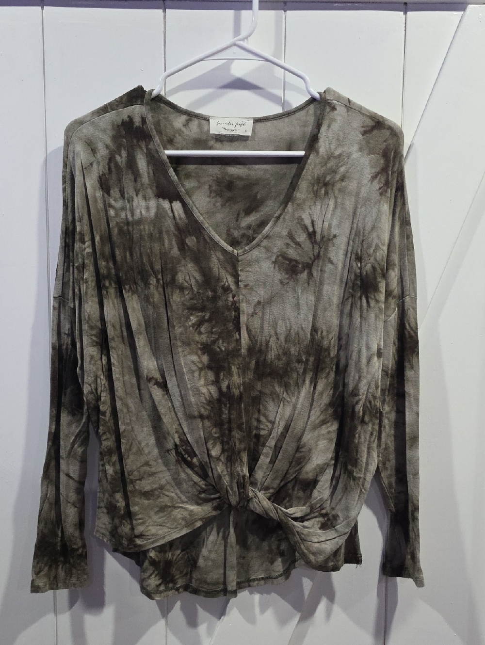 Lavender Field Olive Tie-Dye V-Neck Knot Front Long Sleeve Top
